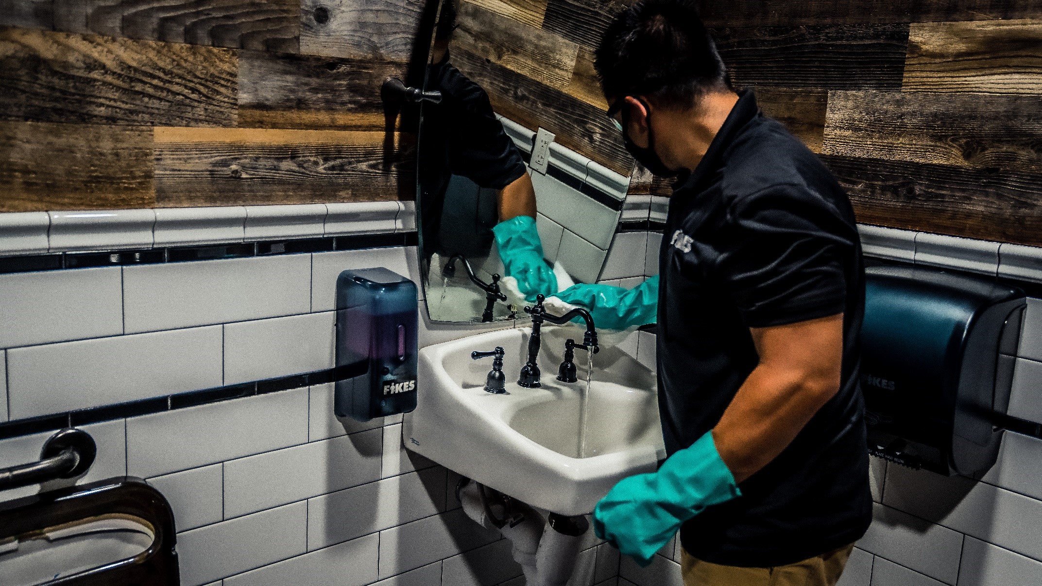 Professional Commercial Sanitation Cleaning Services Seattle